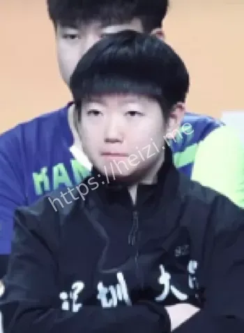 孙颖莎指导覃予萱